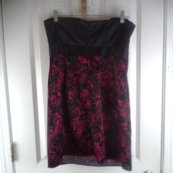 ELLE DRESS - Picture 5 of 8